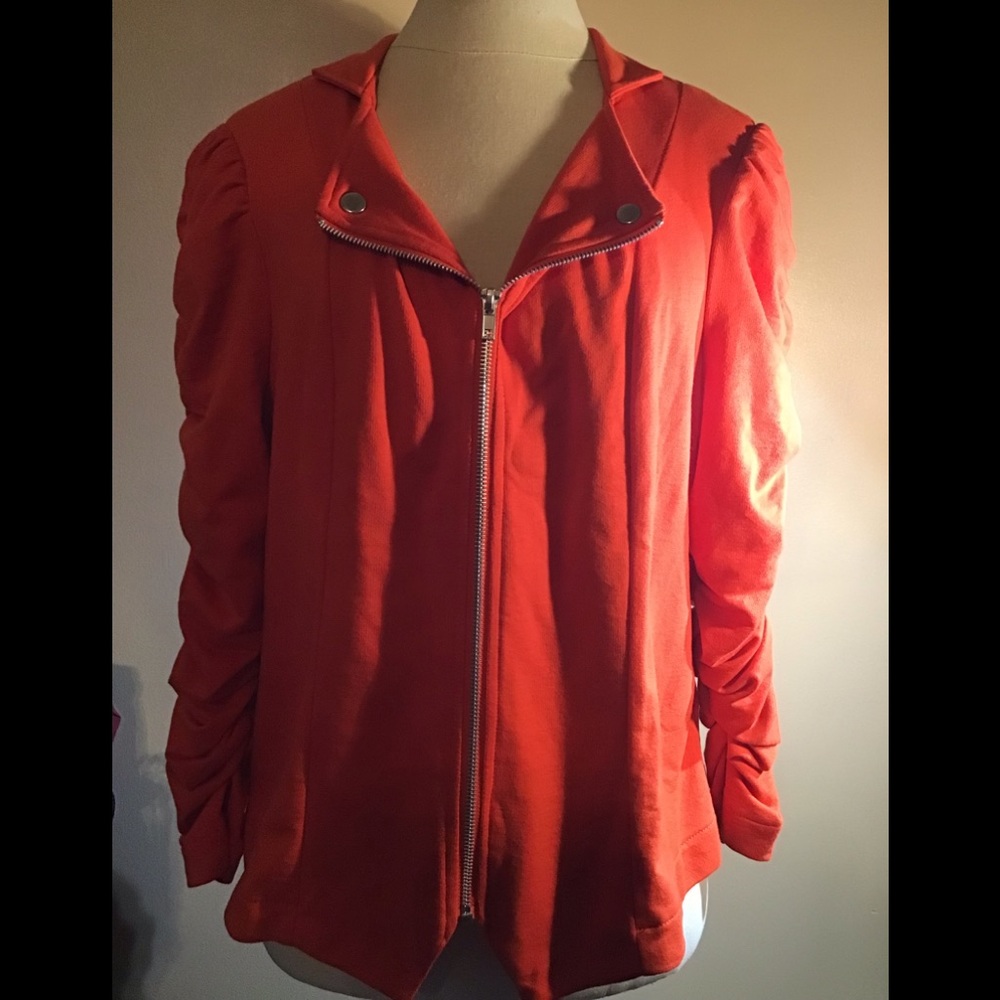 Women’s size petite XL orange NWT new directions jacket with zipper